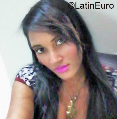 Date this voluptuous Dominican Republic girl Yudi from Santo Domingo DO24528