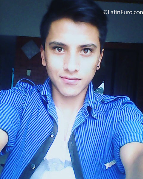 Date this fun Colombia man Jonathan from Bogota CO18899