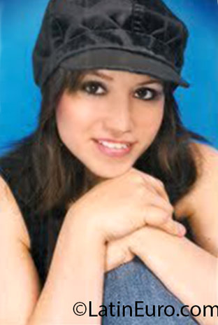 Date this fun Brazil girl Maria from Rio De Janeiro BR9556