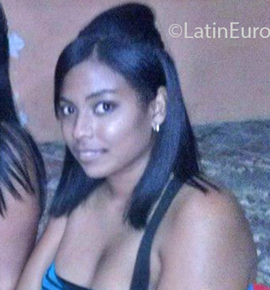 Date this georgeous Dominican Republic girl Jantnia from Santo Domingo DO24905