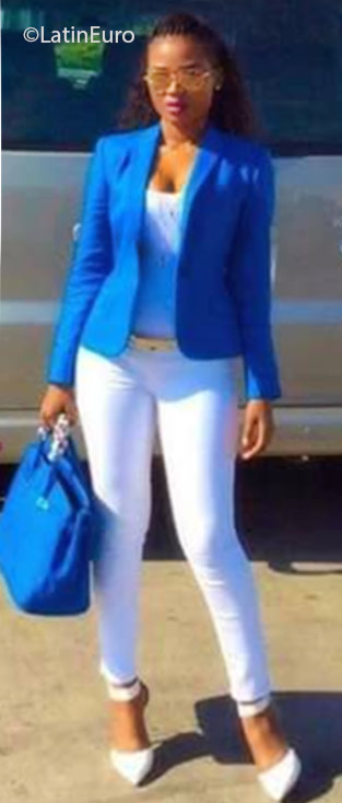 Date this young Jamaica girl Kariel from Kingston JM2258