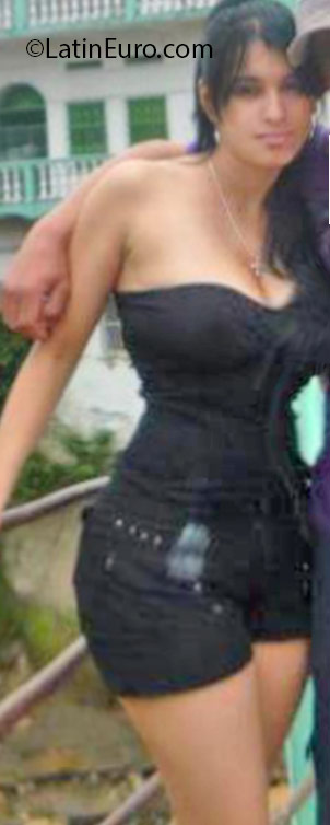 Date this hot Colombia girl Diana from Manizales CO18645