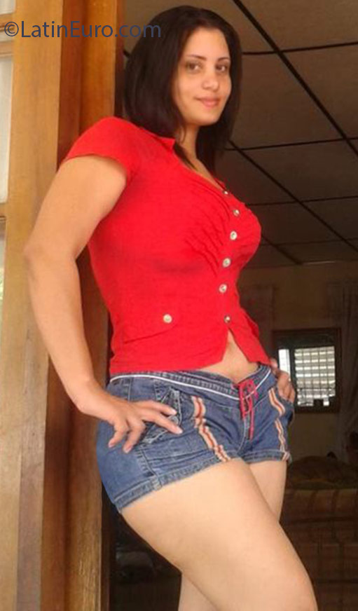 Date this passionate Panama girl Daysi from Panama PA895