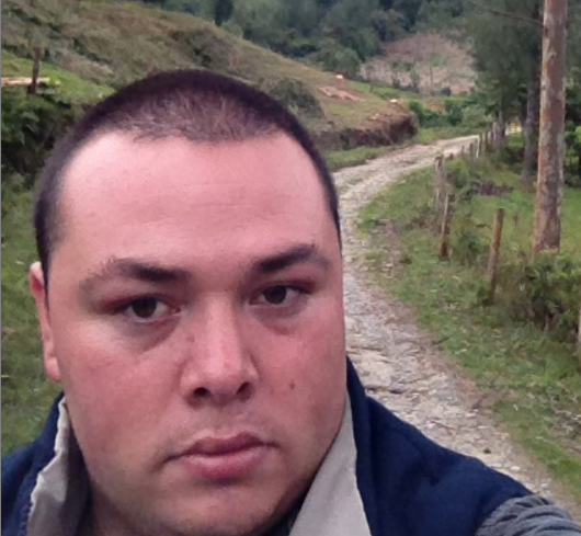 Date this lovely Colombia man Carlos from Bogota CO18749