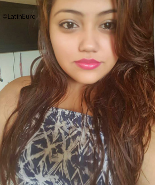 Date this pretty Honduras girl Karla from Tocoa HN2073