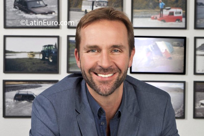 Date this delightful United Kingdom man Kelvinmc from Bristol GB867