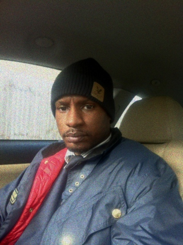 Date this happy United Kingdom man Corz from London GB868