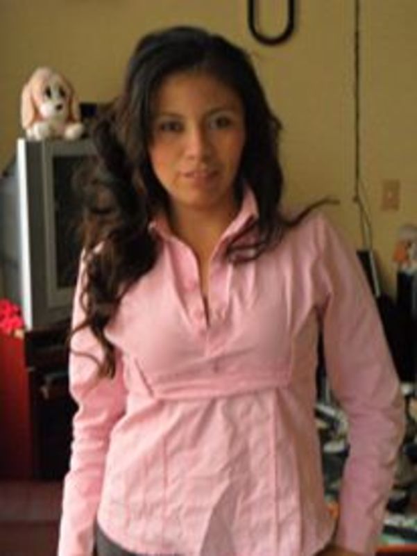 Date this happy Colombia girl Mayra from villavicencio CO28807