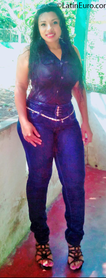 Date this delightful Honduras girl Karen from La Ceiba HN2107