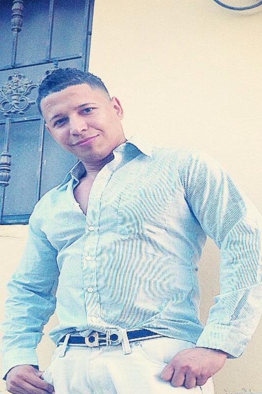 Date this passionate Dominican Republic man Alexander from Valverde DO25440