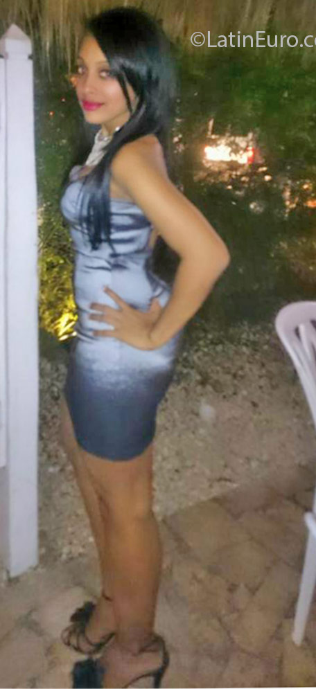 Date this charming Dominican Republic girl Joha81 from La Romana DO25463