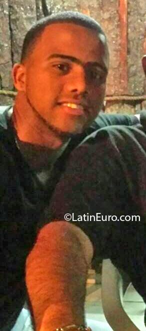 Date this foxy Dominican Republic man John from Santiago DO25497