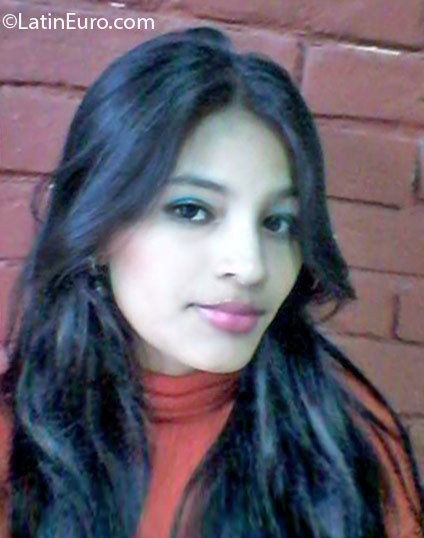 Date this hot Honduras girl Rubi from La Ceiba HN2132