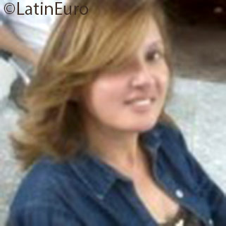 Date this attractive Brazil girl Leda from Aracatuca BR9646