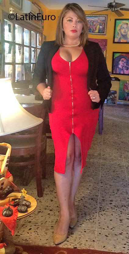 Date this georgeous Honduras girl Alba from La Ceiba HN2149