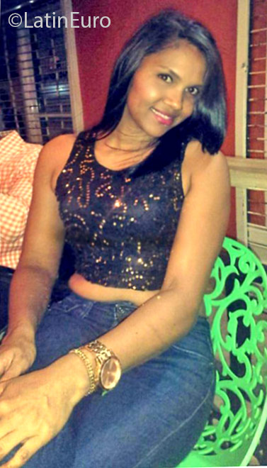 Date this charming Dominican Republic girl Katy from San Francisco De Macoris DO25792