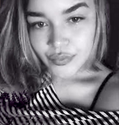 Date this funny Brazil girl Vanessa from São Paulo BR9685