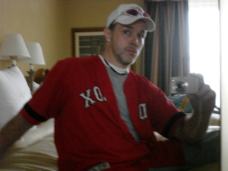 Date this athletic United States man Robert from Lincoln US17420