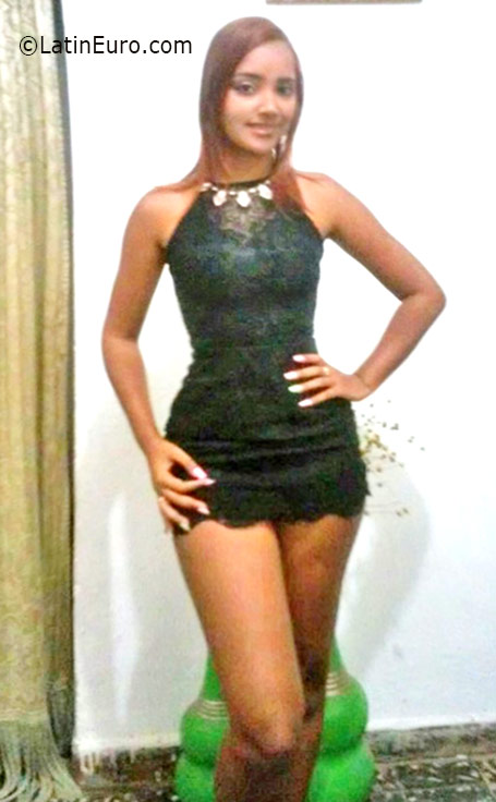 Date this delightful Dominican Republic girl Mia from Puerto Plata DO26027