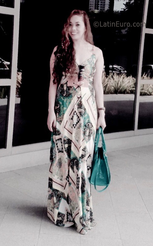 Date this good-looking Saudi Arabia girl Mynalyn from Riyadh and Manila SA28