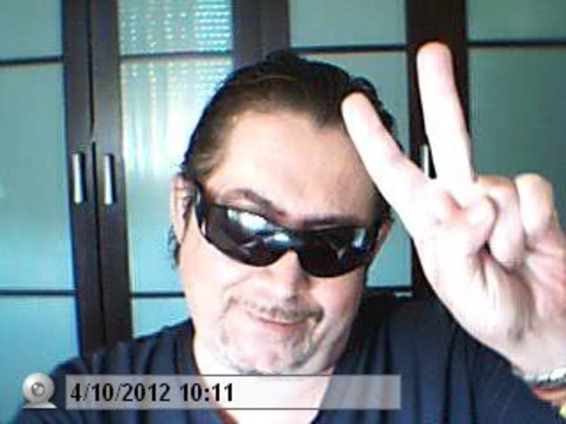 Date this cute Austria man Jose from Valencia AT54