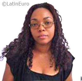 Date this hard body United States girl Creuza from Pompano Beach US17497