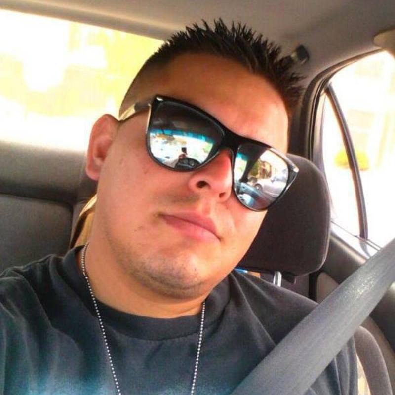 Date this foxy United States man Summers11 from Salmiya US17519