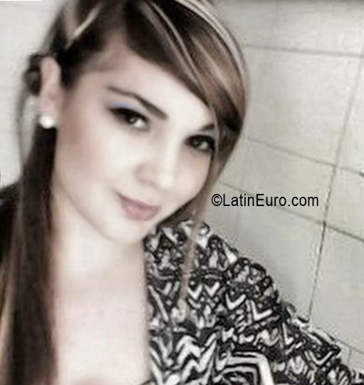 Date this hot Colombia girl Lina from Medellin CO19364