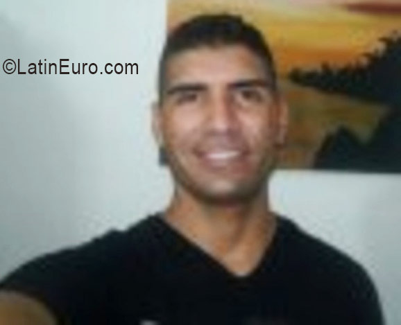 Date this fun Colombia man Gustavo from Turbo CO19399