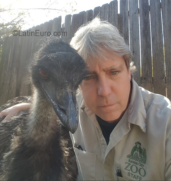 Date this pretty United States man Jerbear from Kansas City US17604