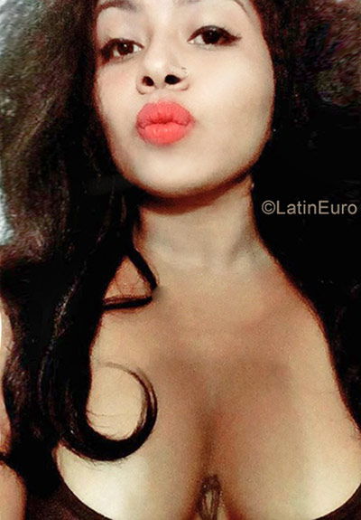 Date this sultry Colombia girl Vanessa from Bogota CO19827