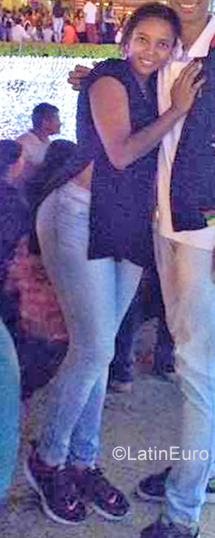 Date this exotic Colombia girl Ana from Bogota CO19856