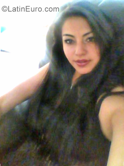 Date this exotic Colombia girl Paula Andrea from Bogota CO19859