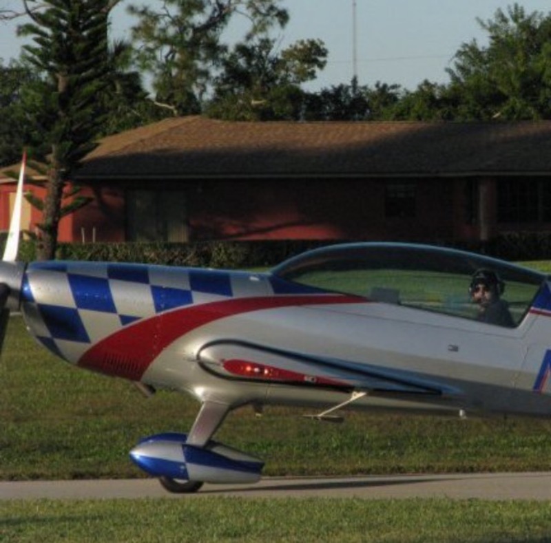 Date this voluptuous United States man Jetech from Lexington US17805