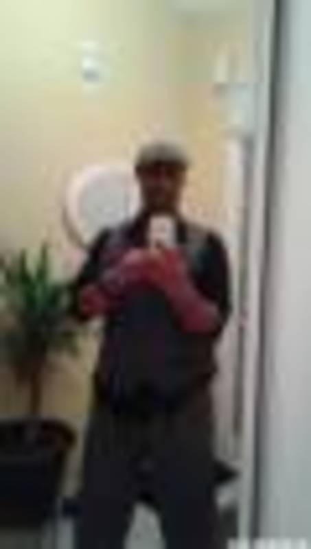 Date this sensual Canada man Powor21 from Toronto CA727