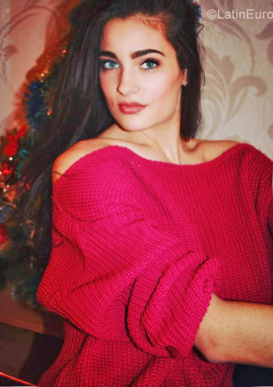 Date this hard body Ukraine girl Olgasweetbibi from Kirovograd UA60