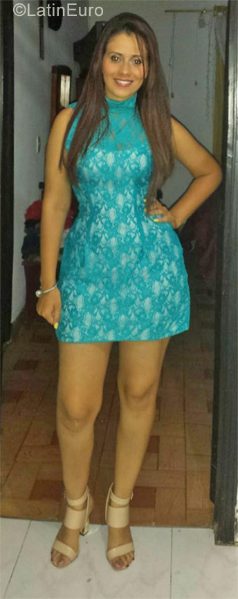 Date this gorgeous Colombia girl Beviana from Ibague CO20281