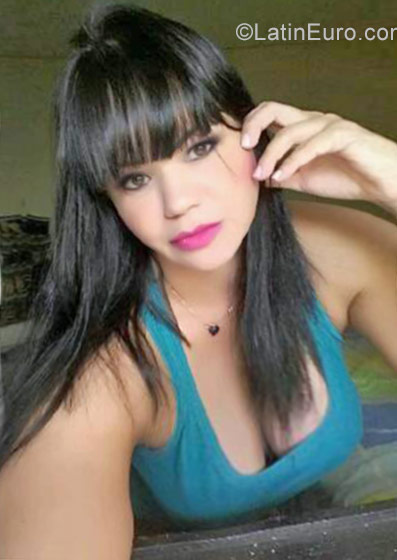 Date this young Brazil girl Andreia from Goiania BR9947