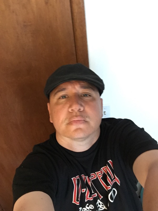 Date this sultry United States man Gino from Tampa US17985