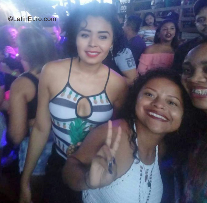 Date this stunning Brazil girl Natalia from Belem BR9952