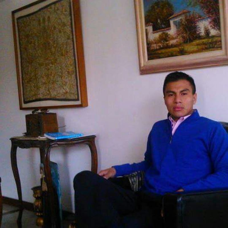 Date this voluptuous Colombia man JAVIER from Bogota CO20981