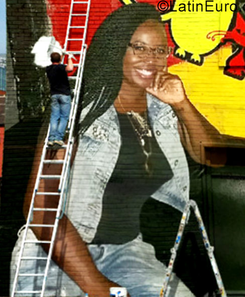 Date this delightful Colombia girl Yamileth from Cali CO21197