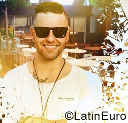 Date this sensual Brazil man Jony from Sao Paulo BR10009