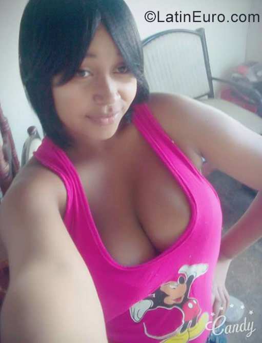 Date this fun Dominican Republic girl Morenita rd from Constaza DO28441