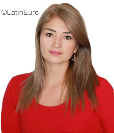 Date this gorgeous Colombia girl Liliana from Manizales CO21350