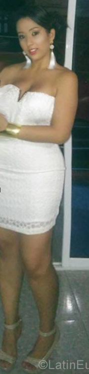 Date this voluptuous Colombia girl Adriana from Socorro CO21382
