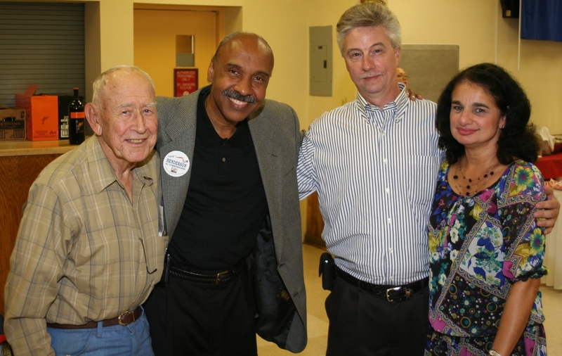 Date this georgeous United States man Realtor7 from Yorktown US18153