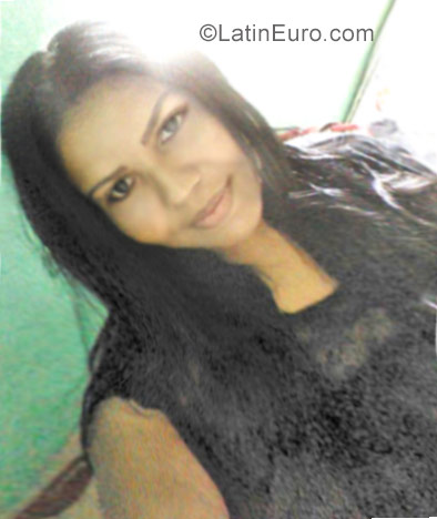 Date this stunning Brazil girl Priscila from Nova Iguacu BR10050