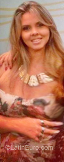 Date this foxy Brazil girl Daniela from Rio De Janeiro BR10122