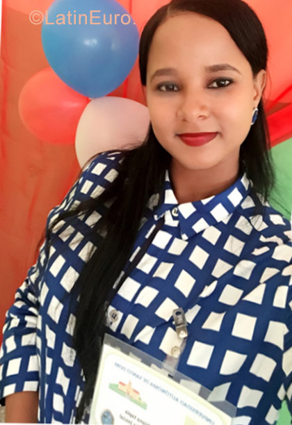 Date this nice looking Dominican Republic girl Dahiashly from Macorís DO29704